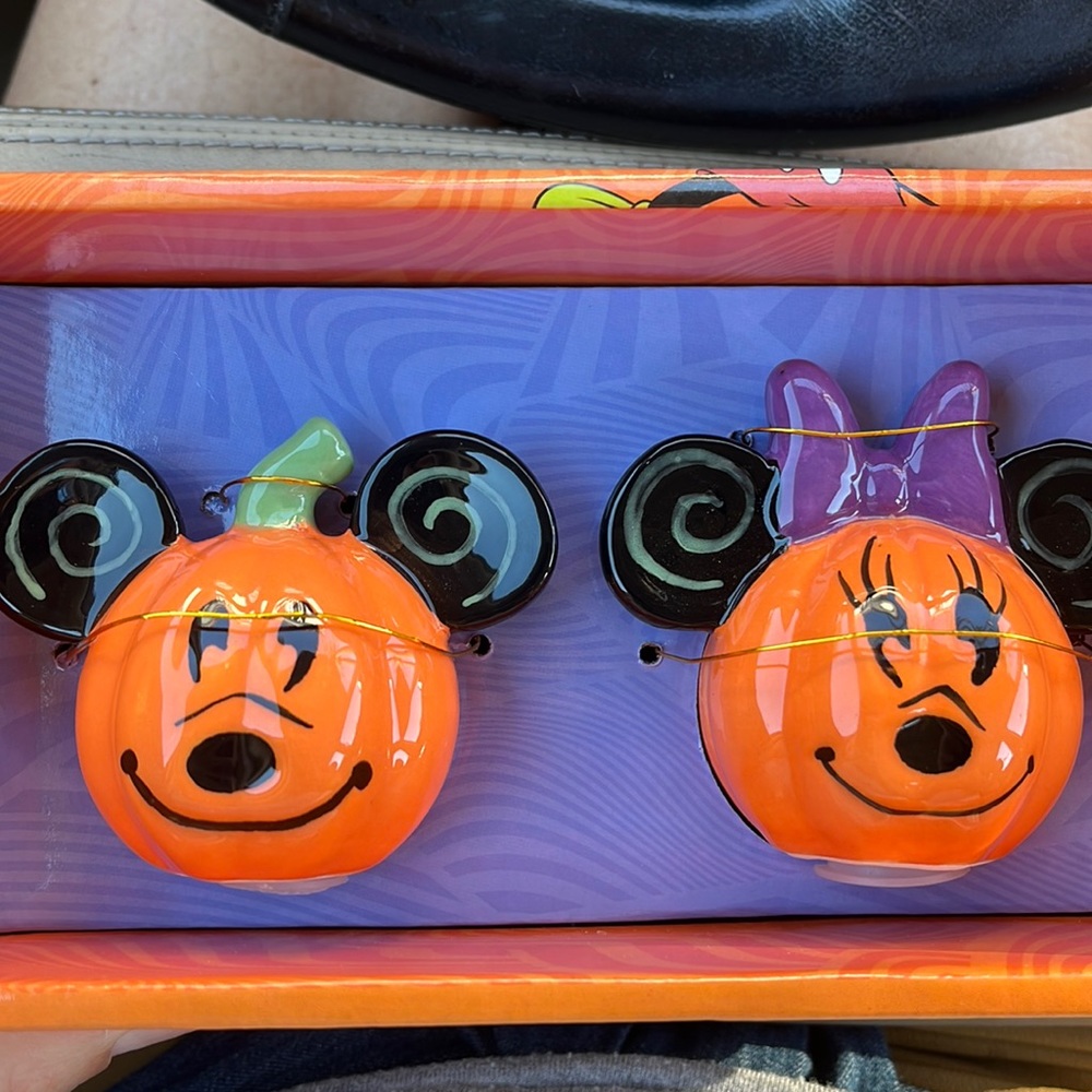 Disney ceramic salt & pepper shakers